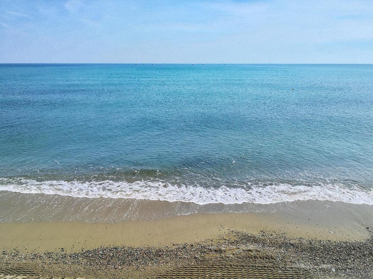 Appartamento Deluxe Con Terrazza Sul Mare Savona Ngoại thất bức ảnh