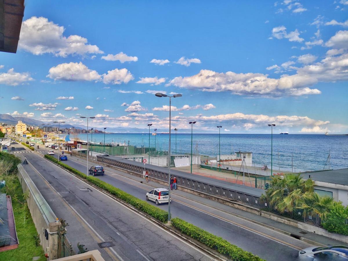 Appartamento Deluxe Con Terrazza Sul Mare Savona Ngoại thất bức ảnh